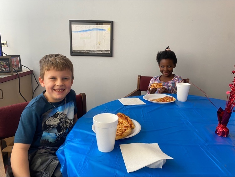 HES students get recognized by staff when they show positive behavior traits. Each month Mrs. D draws names of those recognized for a pizza party! Here are our winners this month! #HESRedHawks